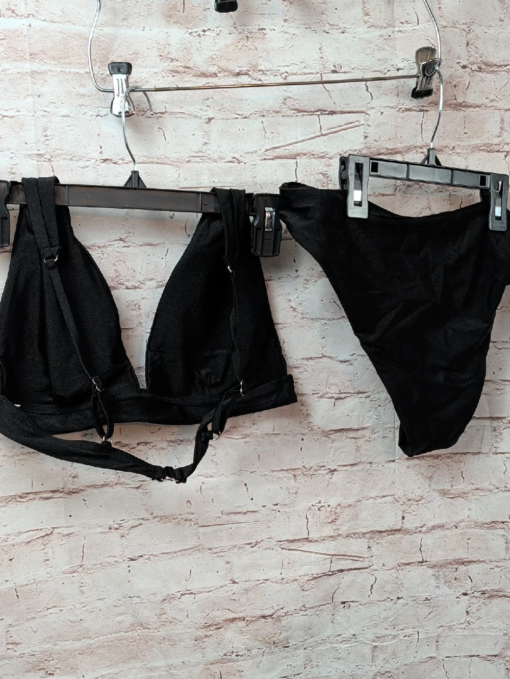 Small Black Two-Piece Bikini Set New - Picture 4 of 7